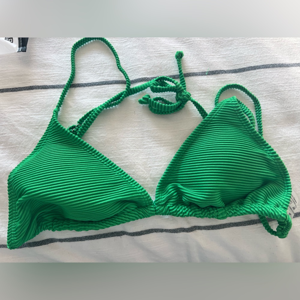 SHEIN Green Ribbed Bikini Top